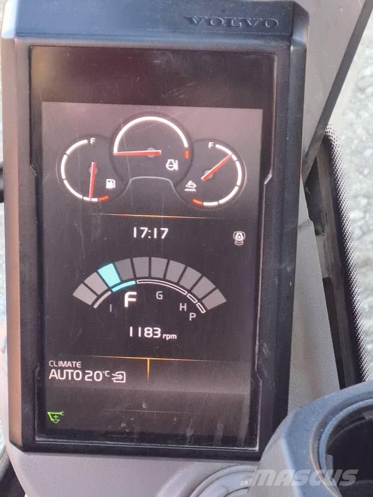 Volvo ECR235EL Pelle sur chenilles