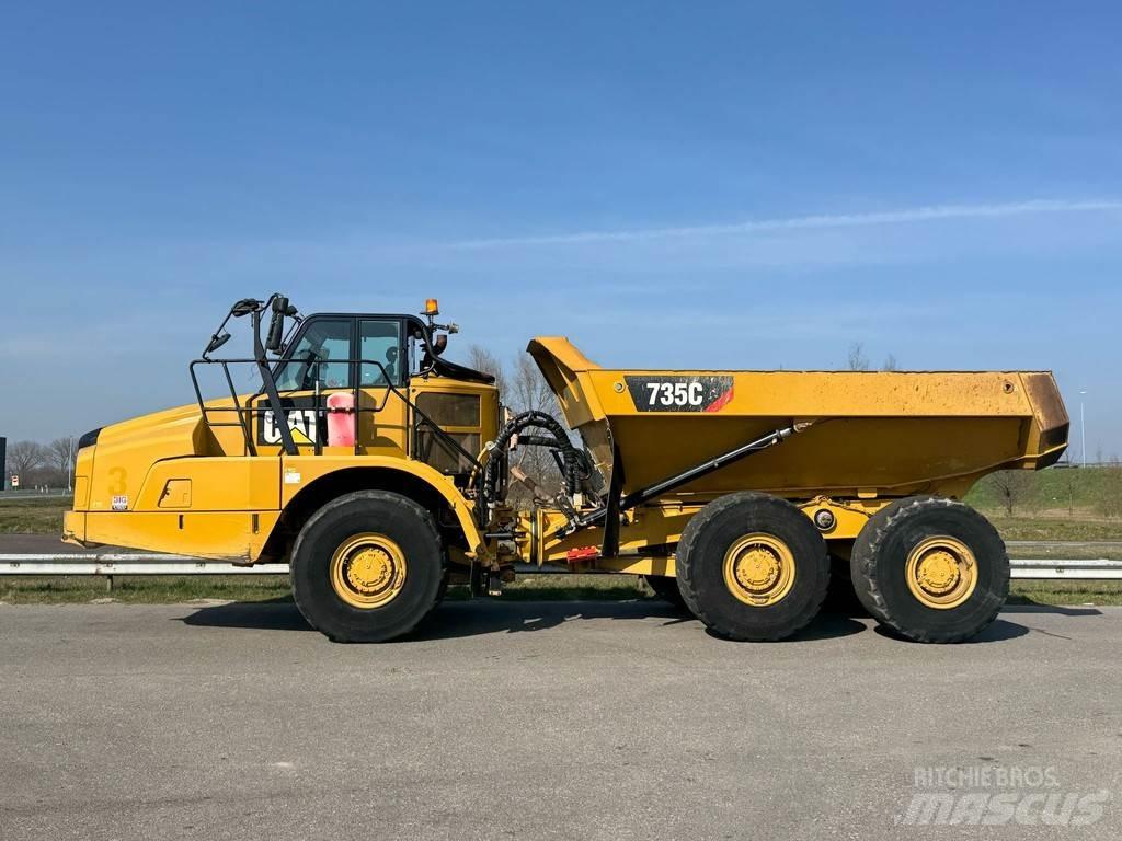 CAT 735C Tombereau articulé