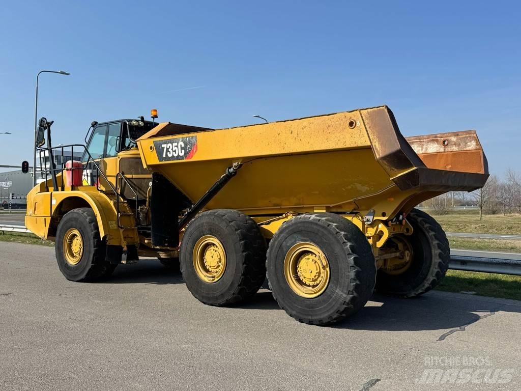 CAT 735C Tombereau articulé