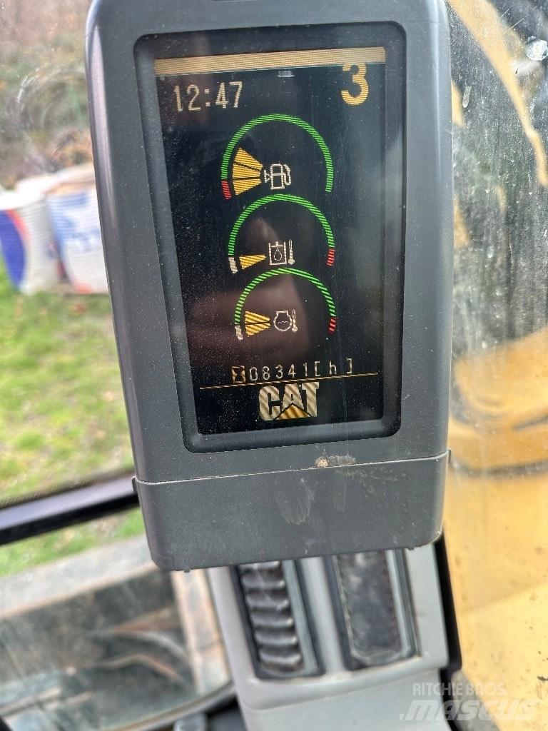 CAT 308 D Pelle sur chenilles