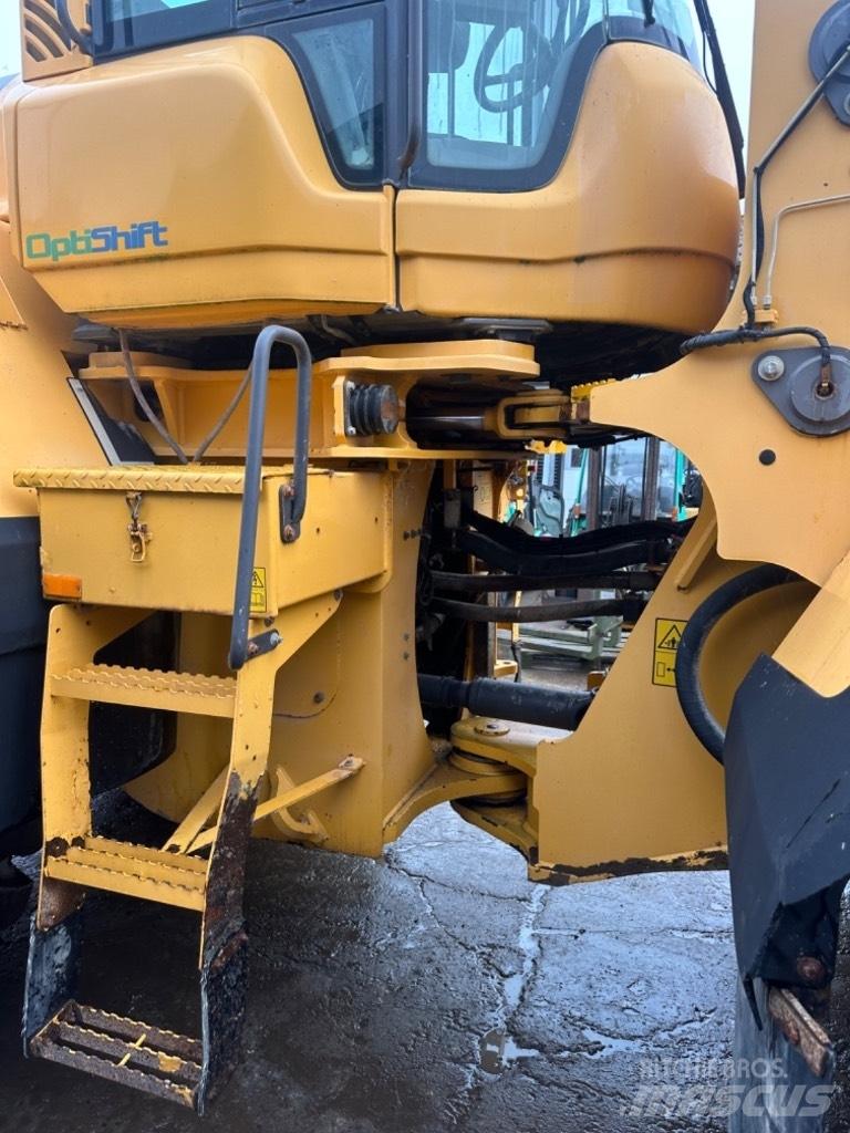 Volvo L 220 G Chargeuse sur pneus