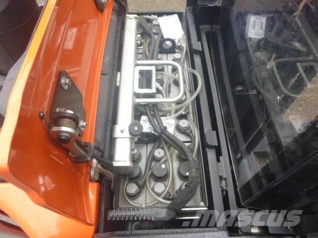 BT SPE 140 L Gerbeur accompagnant