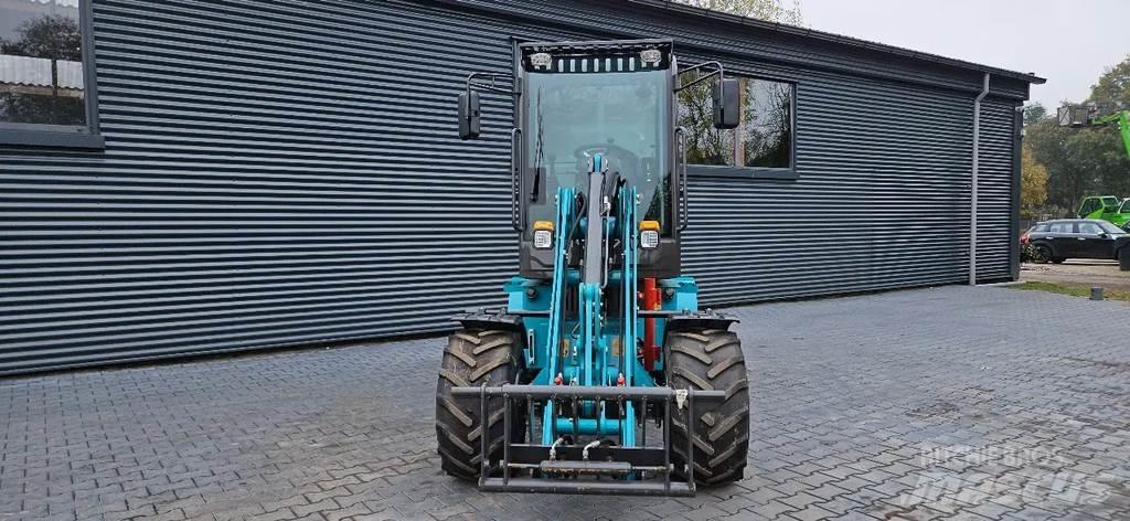 Wolf R906 Chargeuse sur pneus