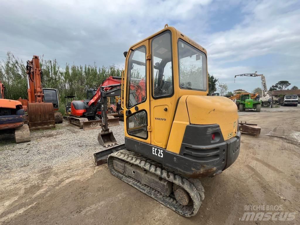 Volvo EC 25 Mini pelle < 7t
