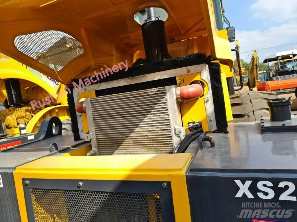XCMG XS 263 J Rouleaux monocylindre