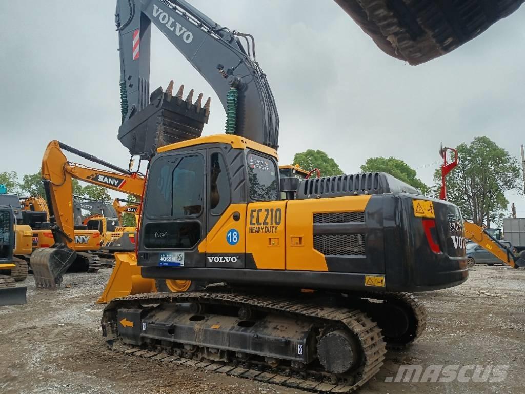Volvo EC 210 Pelle sur chenilles