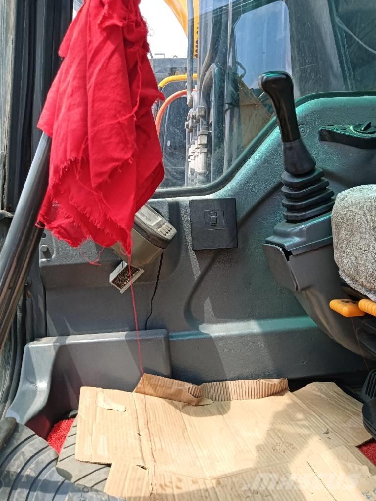 Volvo EC 210 Pelle sur chenilles