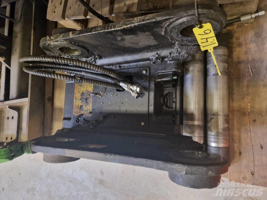 Steelwrist QCS50 Bras et Godet
