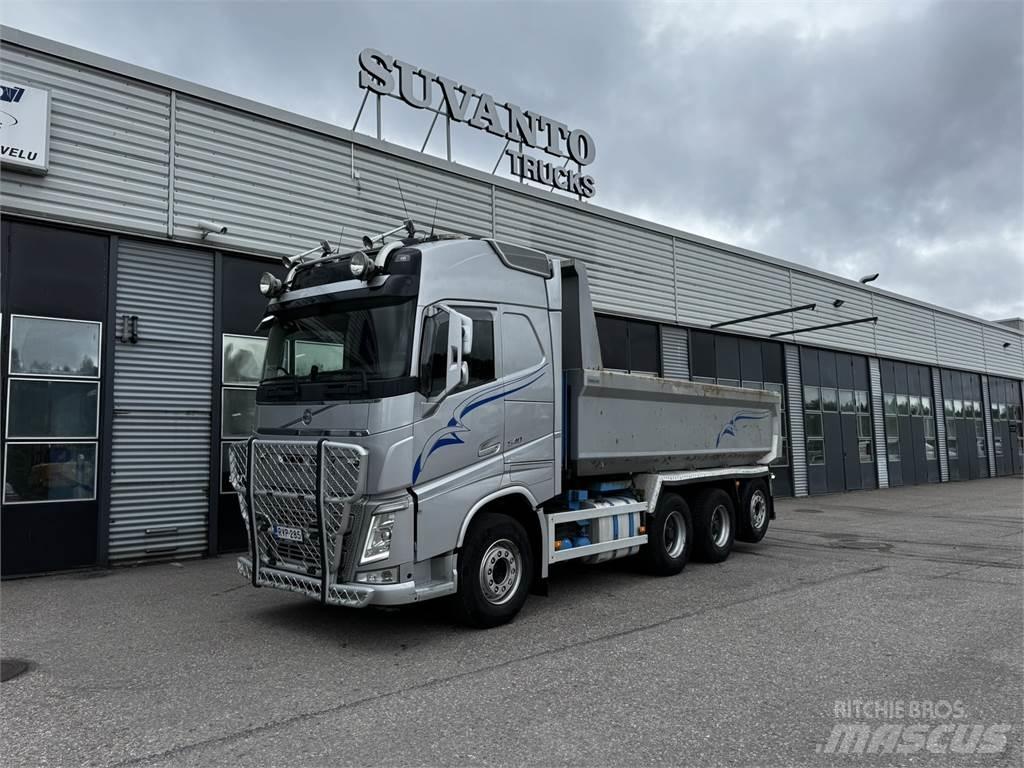Volvo FH540 8x4 Camion benne
