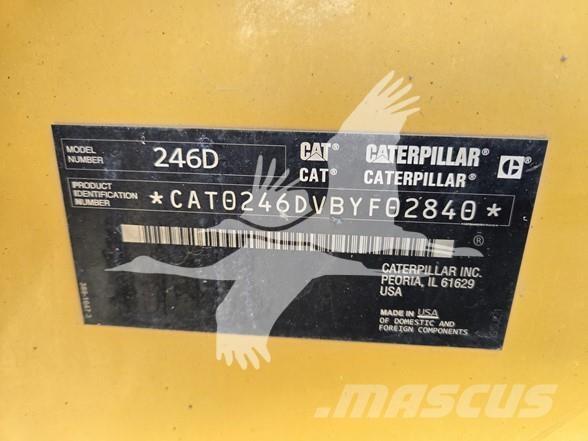 CAT 246D Chargeuse compacte