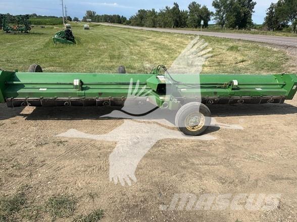 John Deere 120 Faucheuse
