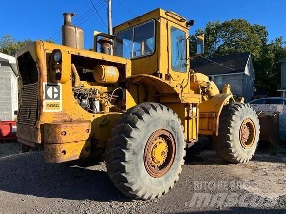 CAT 966 C Chargeuse sur pneus