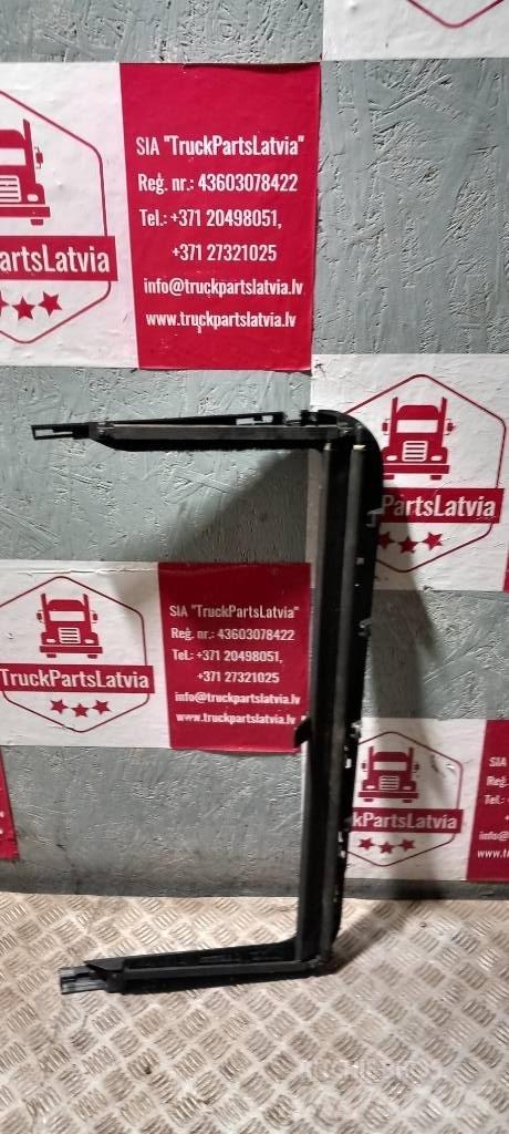 Scania R 440    1425739 Cabines