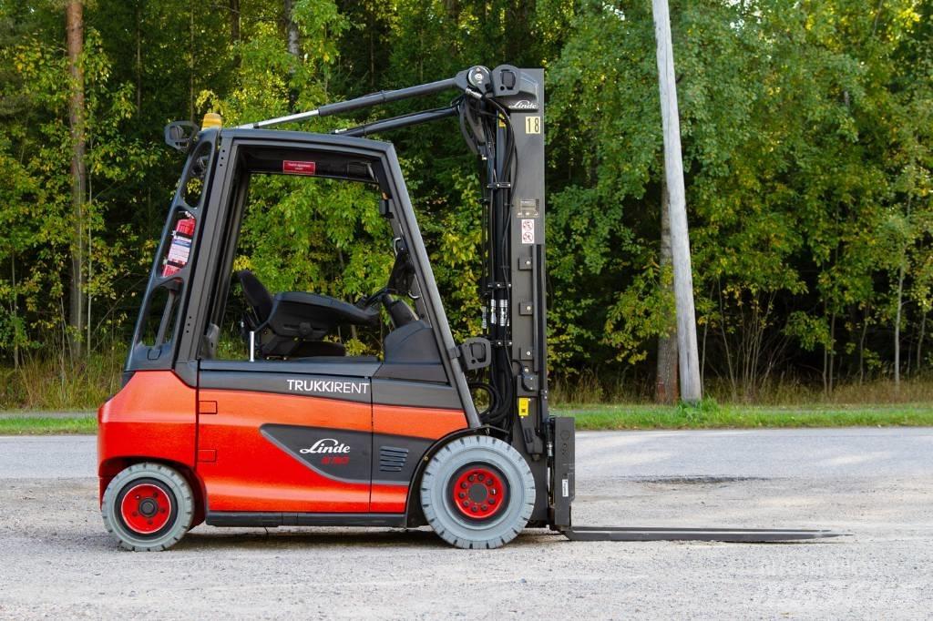 Linde E30-01 Chariots élévateurs électriques