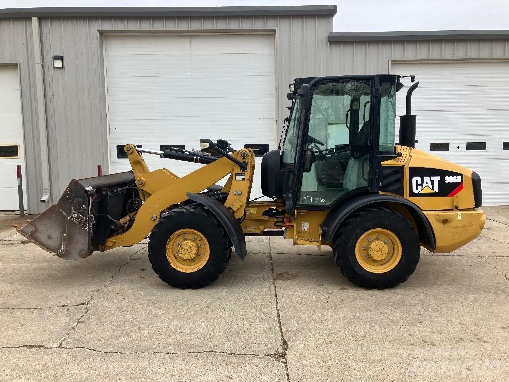 CAT 906 H Chargeuse sur pneus