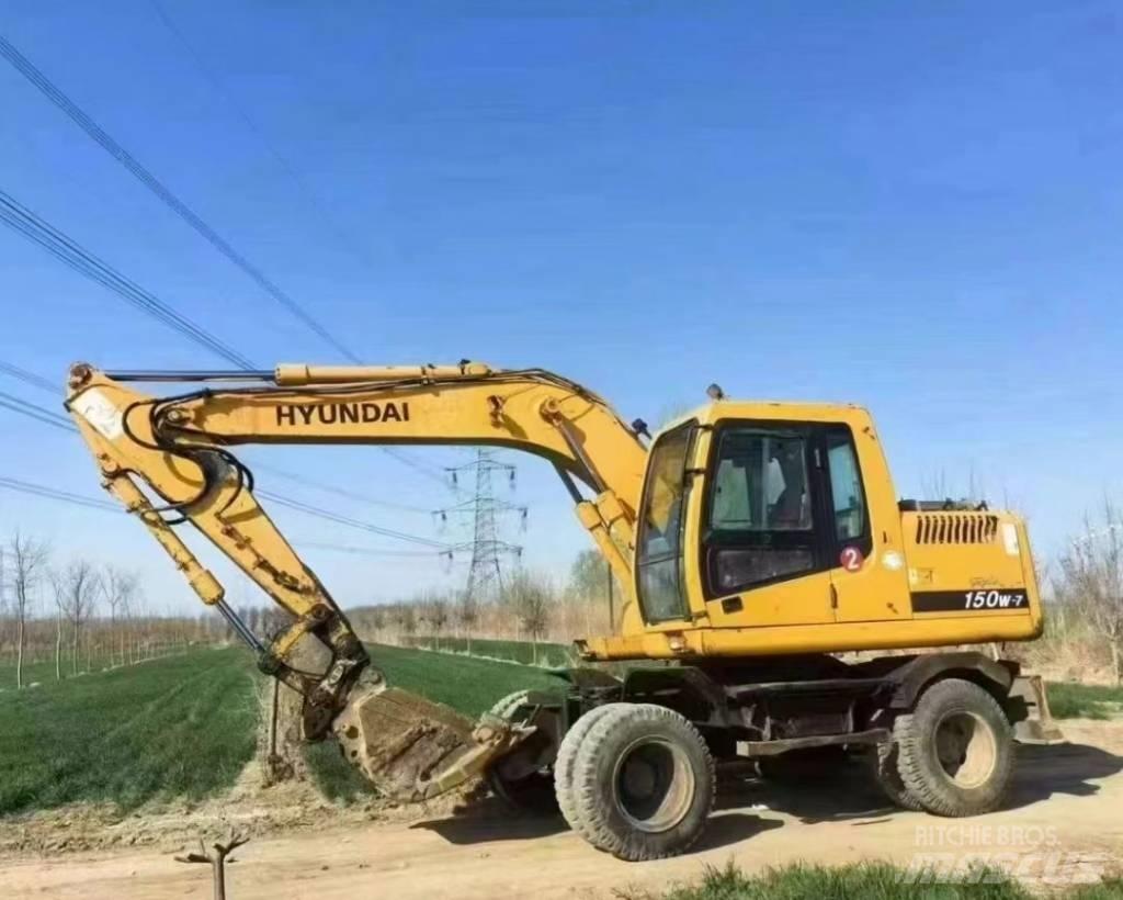 Hyundai 150W-7 Pelle sur pneus