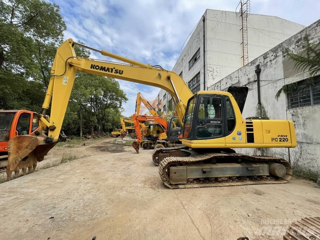 Komatsu PC 220 Pelle sur chenilles