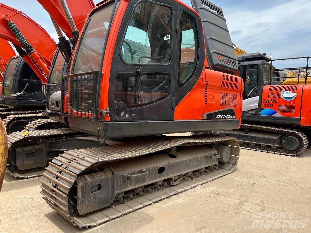 Doosan DX140 Pelle sur chenilles