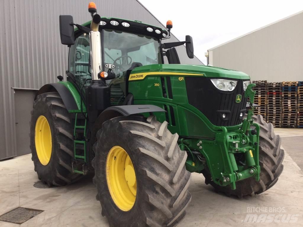 John Deere 6R250 Tracteur