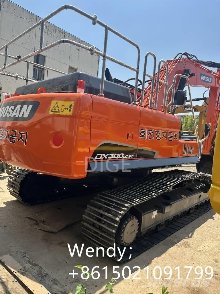 Doosan DX 300 Mini pelle 7t-12t