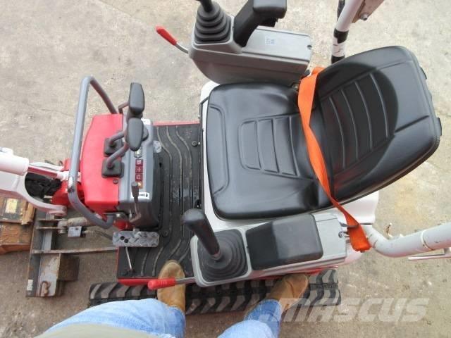 Takeuchi TB 210 R Mini pelle < 7t