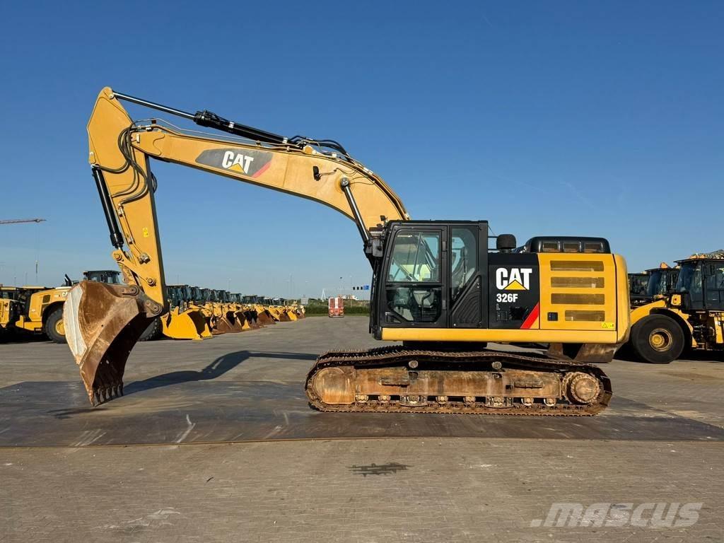 CAT 326FL Pelle sur chenilles