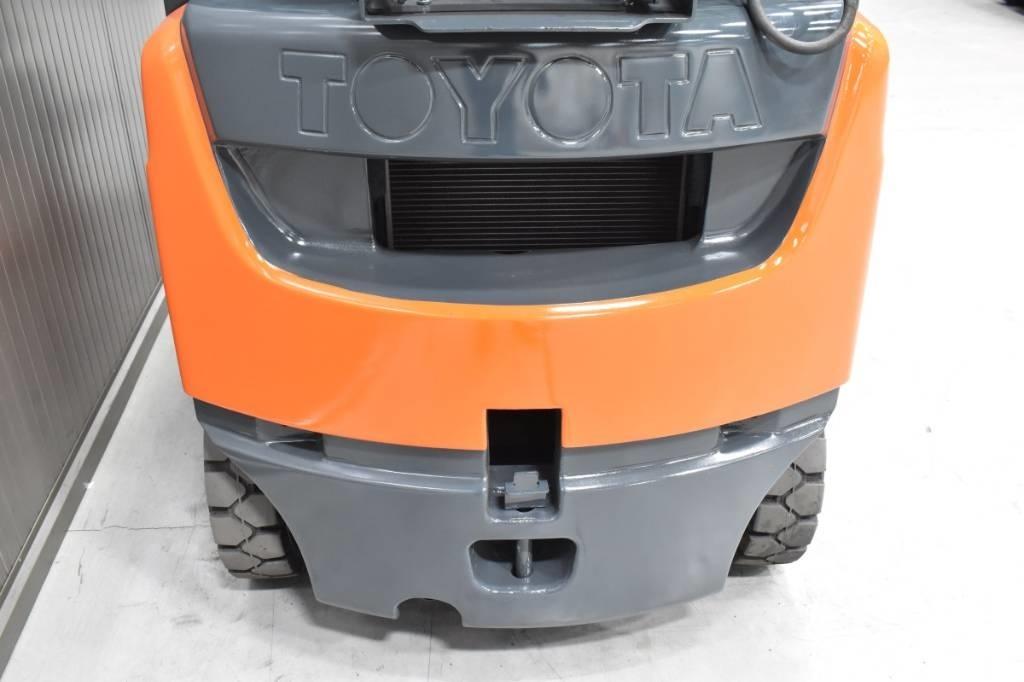 Toyota 06-8FG15F Chariots GPL