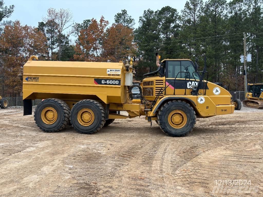 CAT 730 Camion citerne à eau