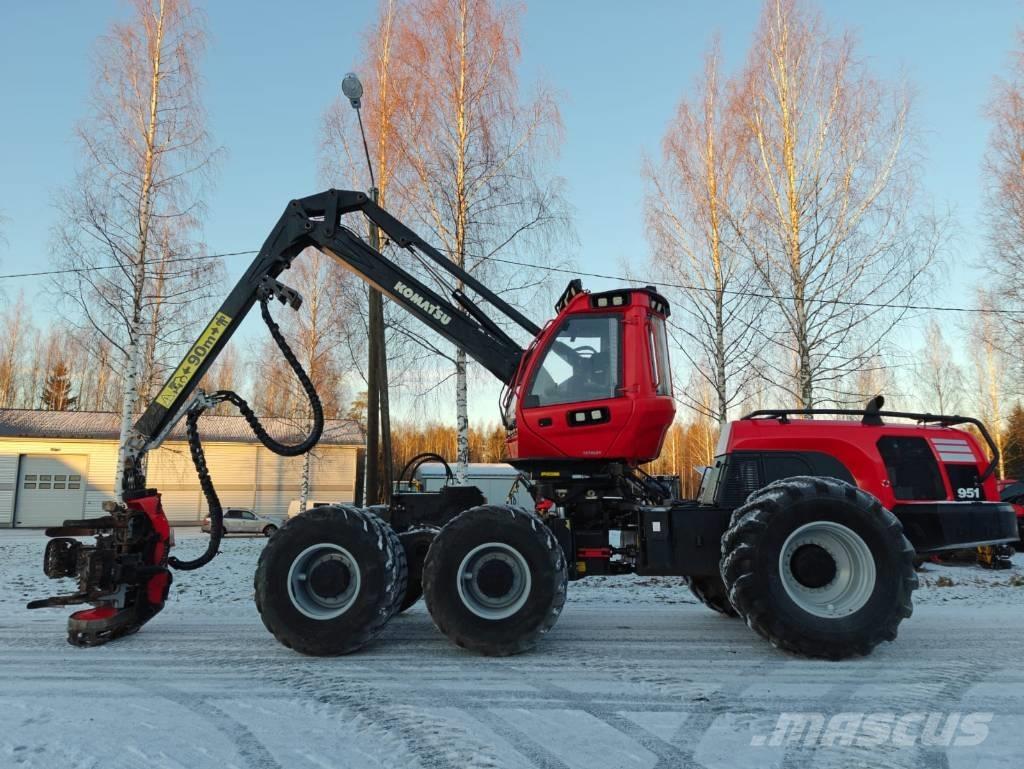 Komatsu 951 Abatteuse