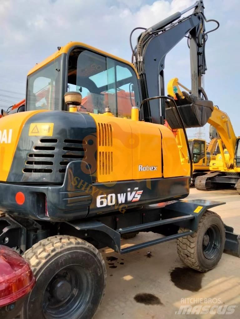 Hyundai 60w Pelle sur pneus