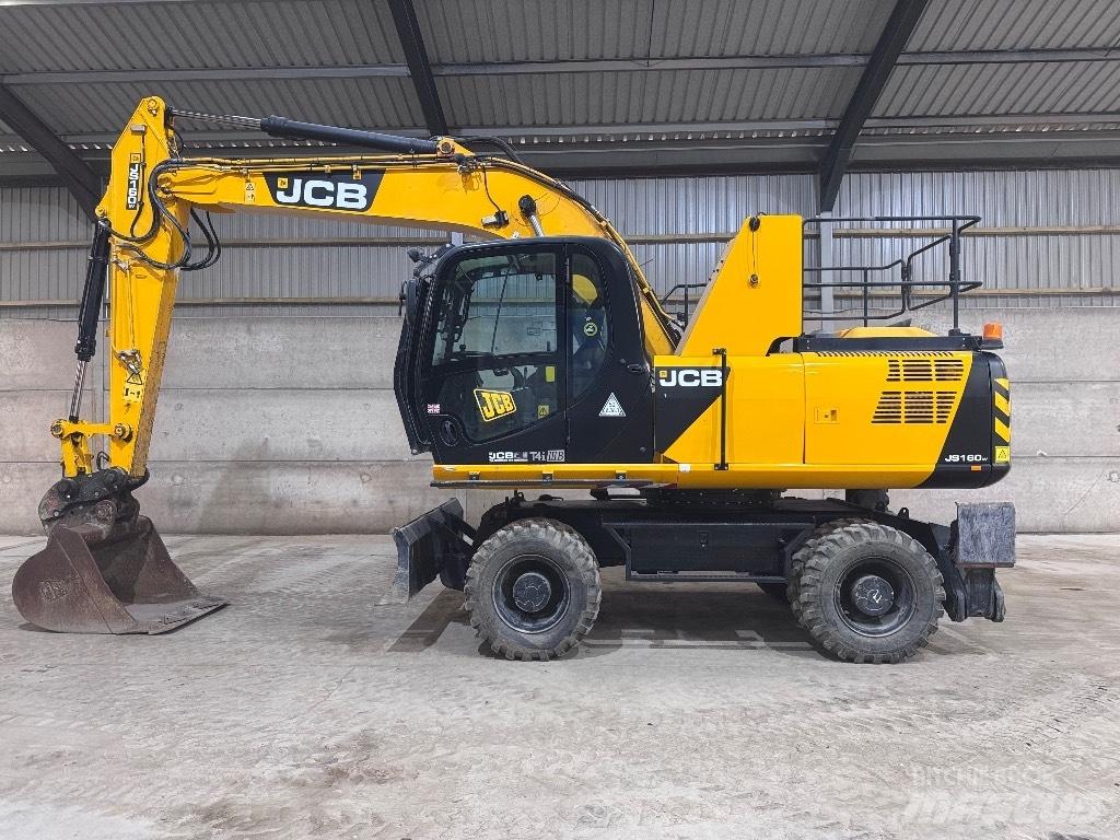 JCB JS 160 W Pelle sur pneus
