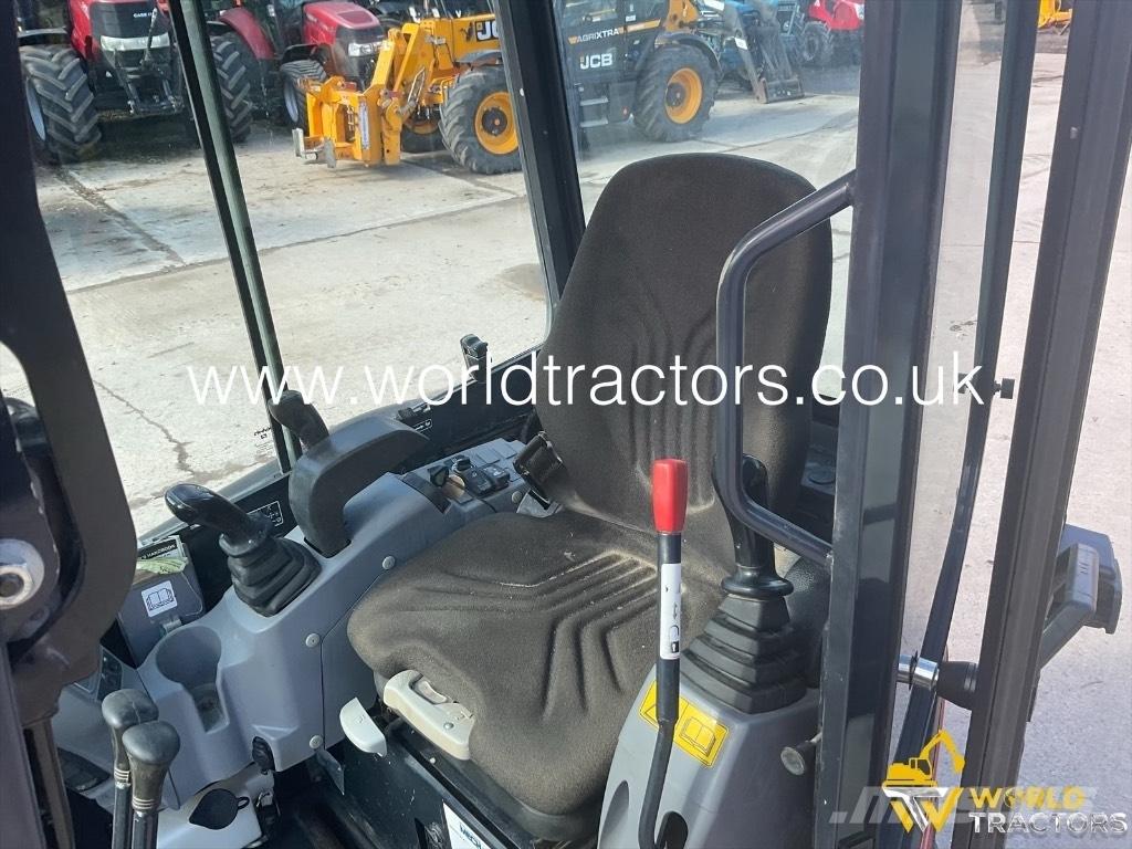 Kubota U 27-4 Mini pelle < 7t