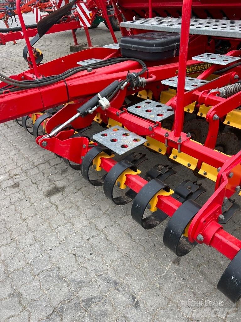 Väderstad Rapid400C Semoir combiné