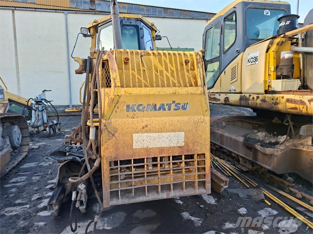 Komatsu D65EX-12 Autre fourgon / utilitaire
