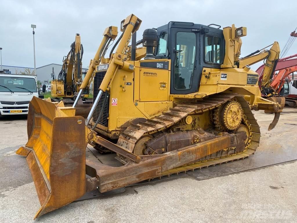 CAT D6T XL NVT Bouteurs sur chenilles
