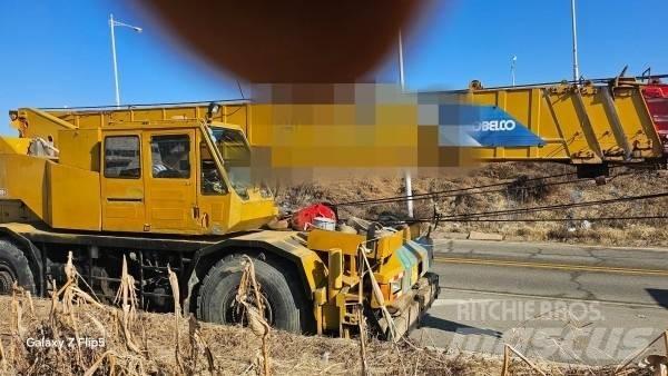 Kobelco RK 450 Grues mobiles