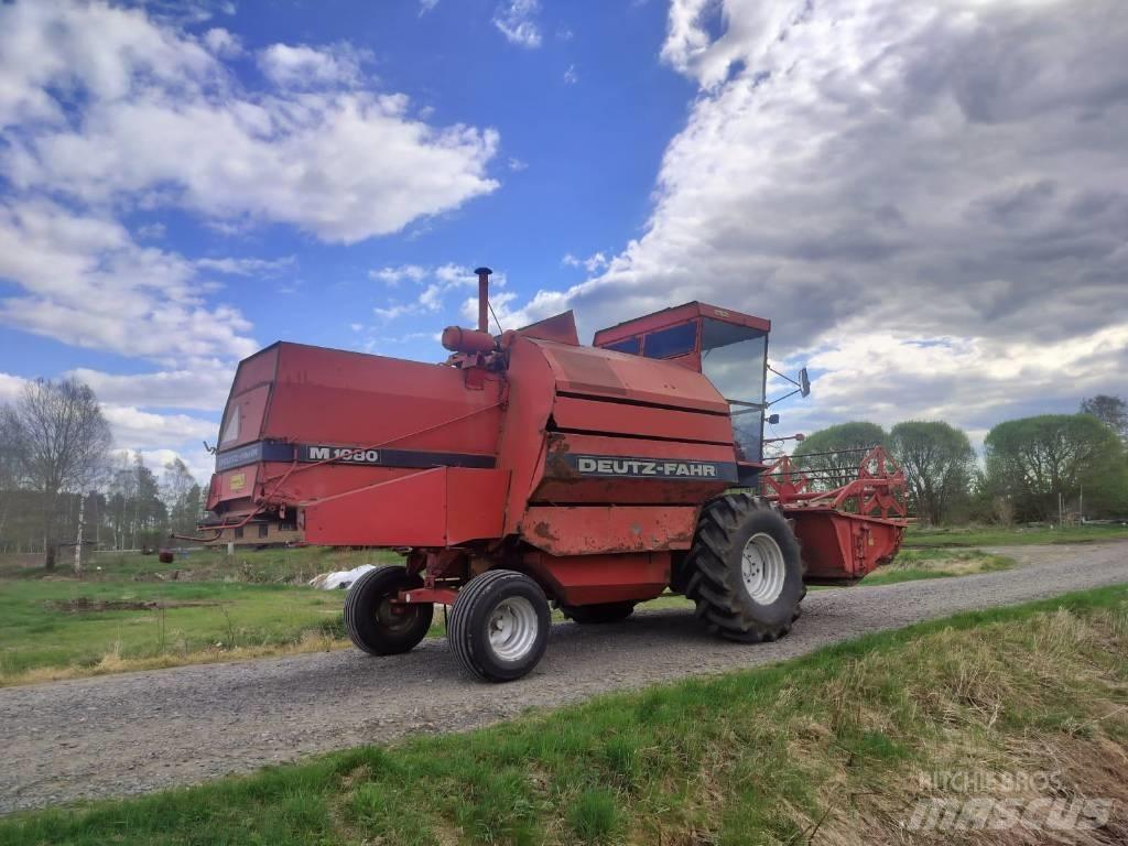 Deutz-Fahr 1080 Moissonneuse batteuse