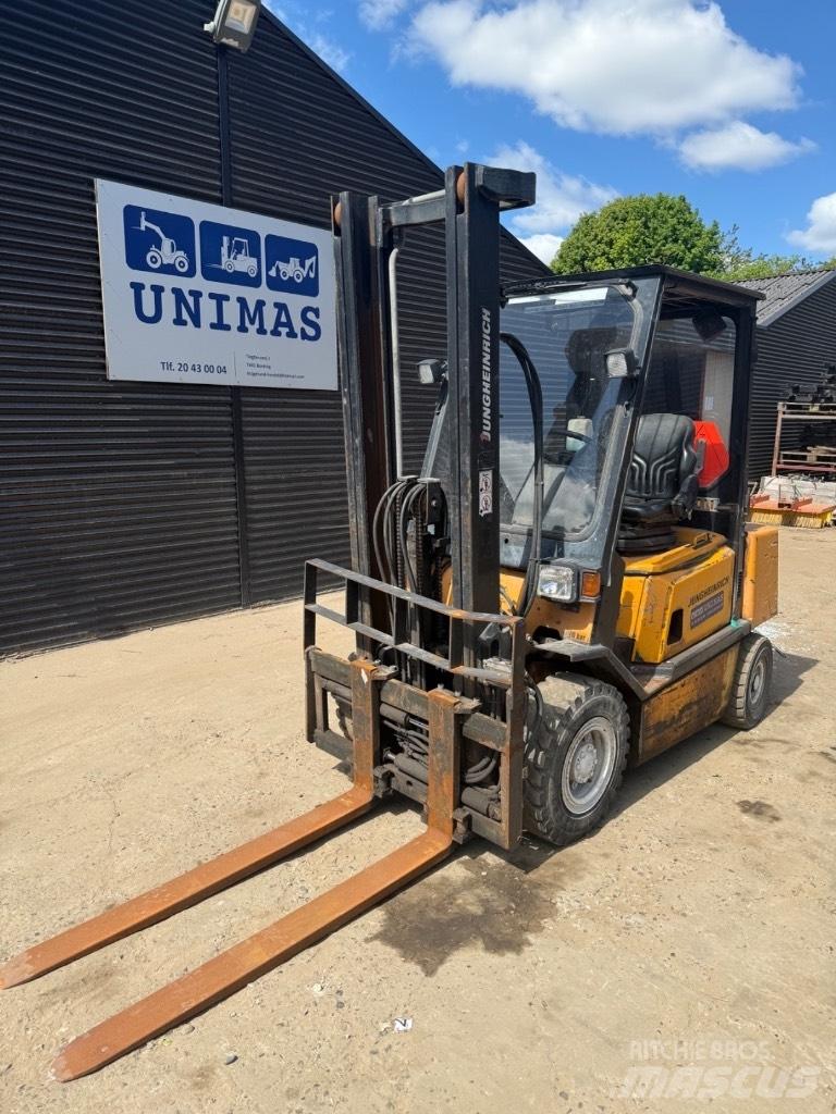 Jungheinrich DFG 25 Chariots diesel