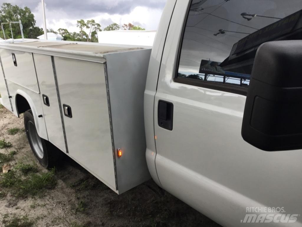 Ford F 550 XL SD Camions et véhicules municipaux