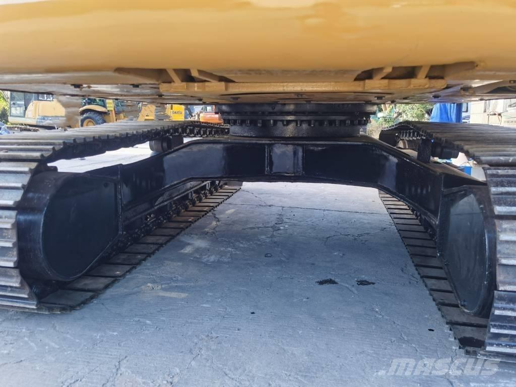 CAT 312 D Pelle sur chenilles