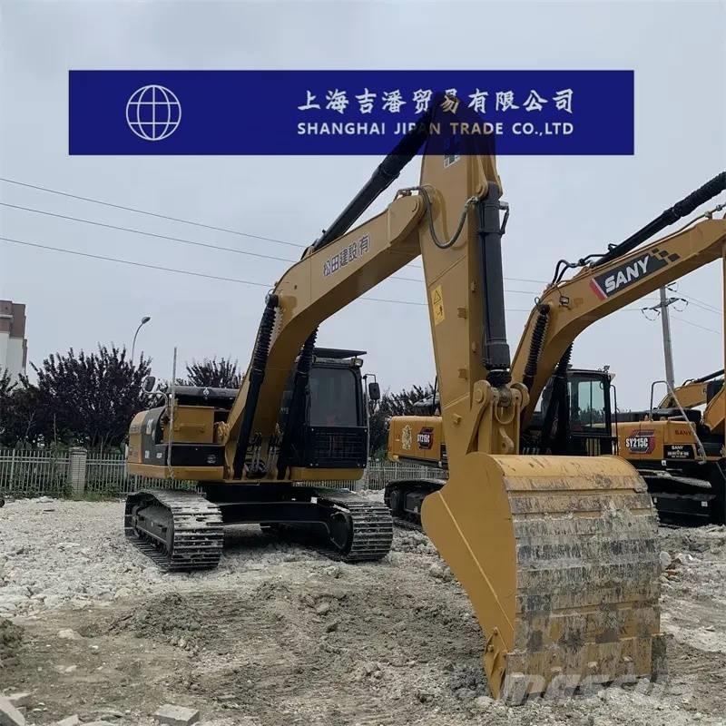 CAT 324 D Pelle sur chenilles