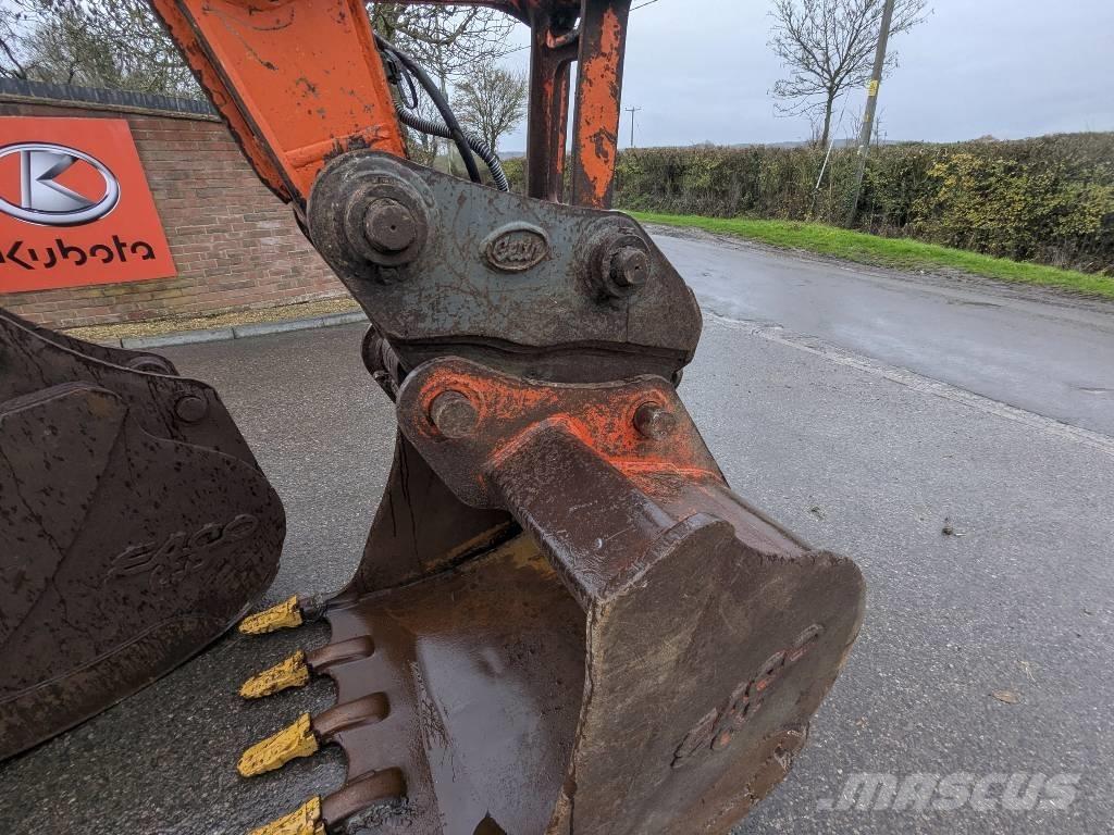 Daewoo Doosan 140LCV Pelle sur chenilles