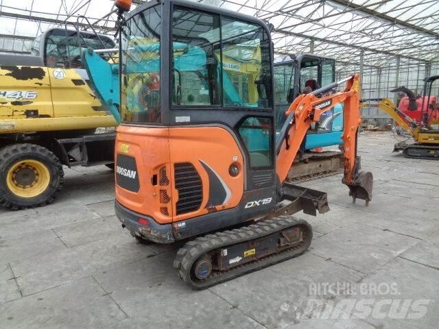 Doosan DX19 Mini pelle < 7t