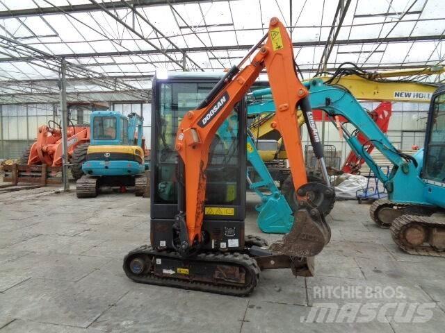Doosan DX19 Mini pelle < 7t