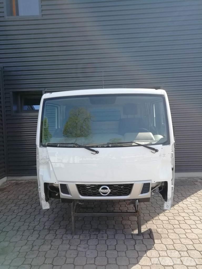 Nissan NT400 Cabines
