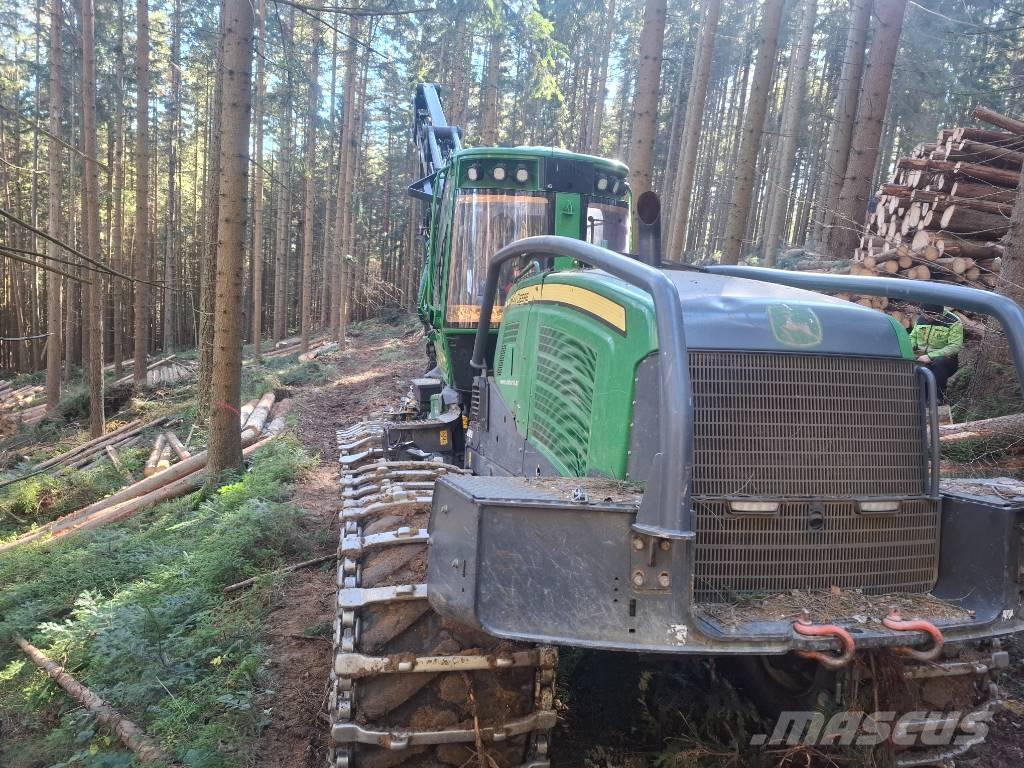 John Deere 1170G Abatteuse