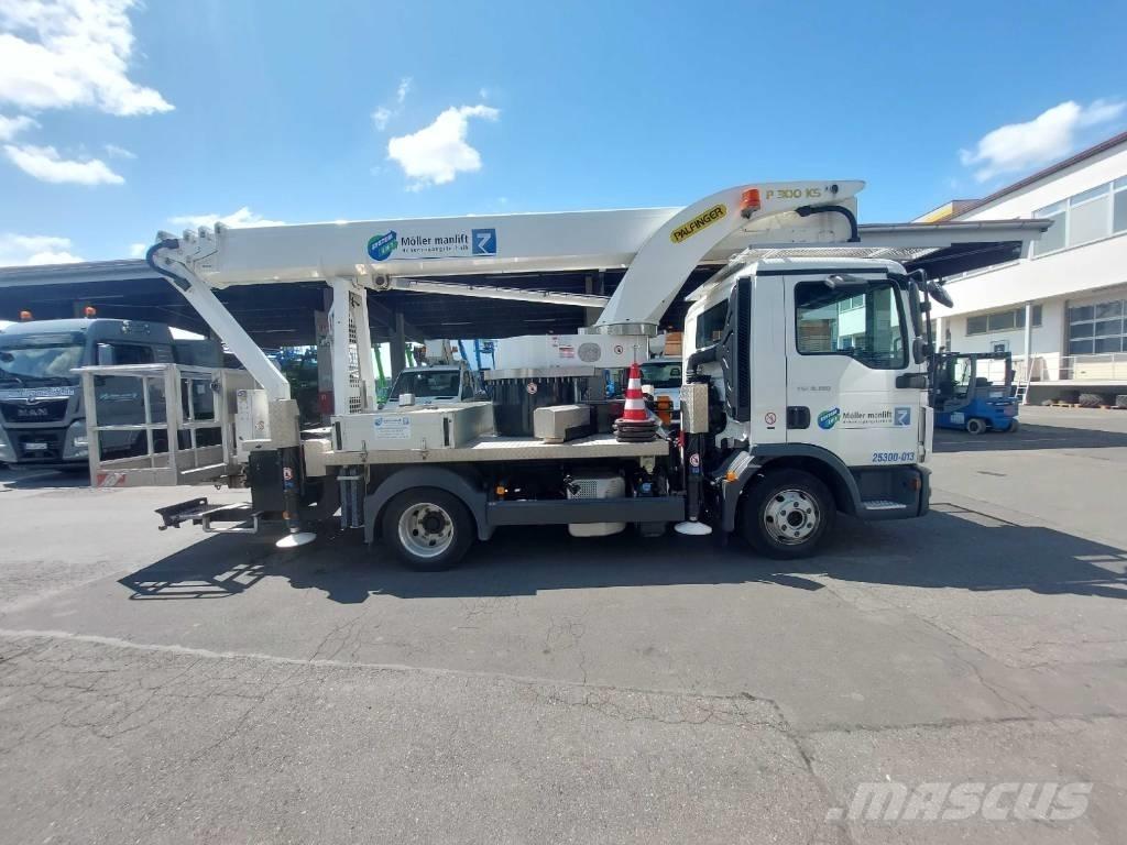 Palfinger P 300 KS Camion nacelle