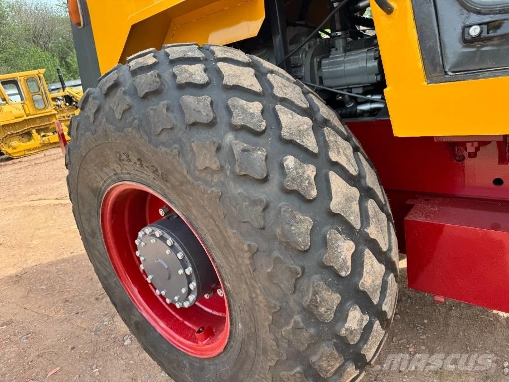 Dynapac CA 30 D Rouleaux monocylindre