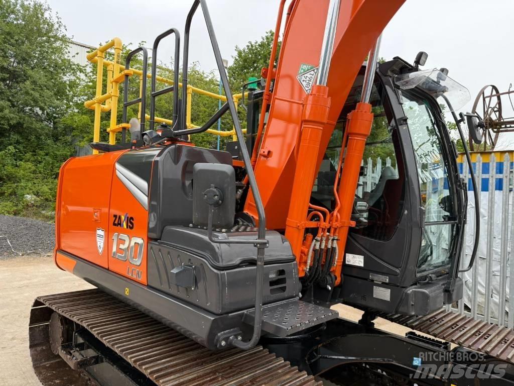 Hitachi ZX130-7 Pelle sur chenilles