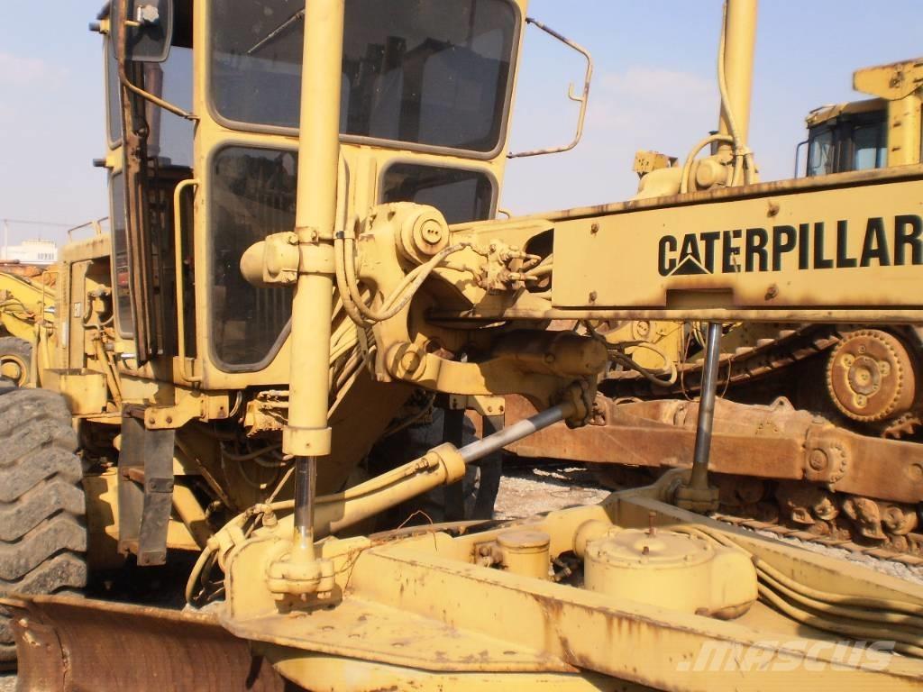CAT 14 G Niveleuse
